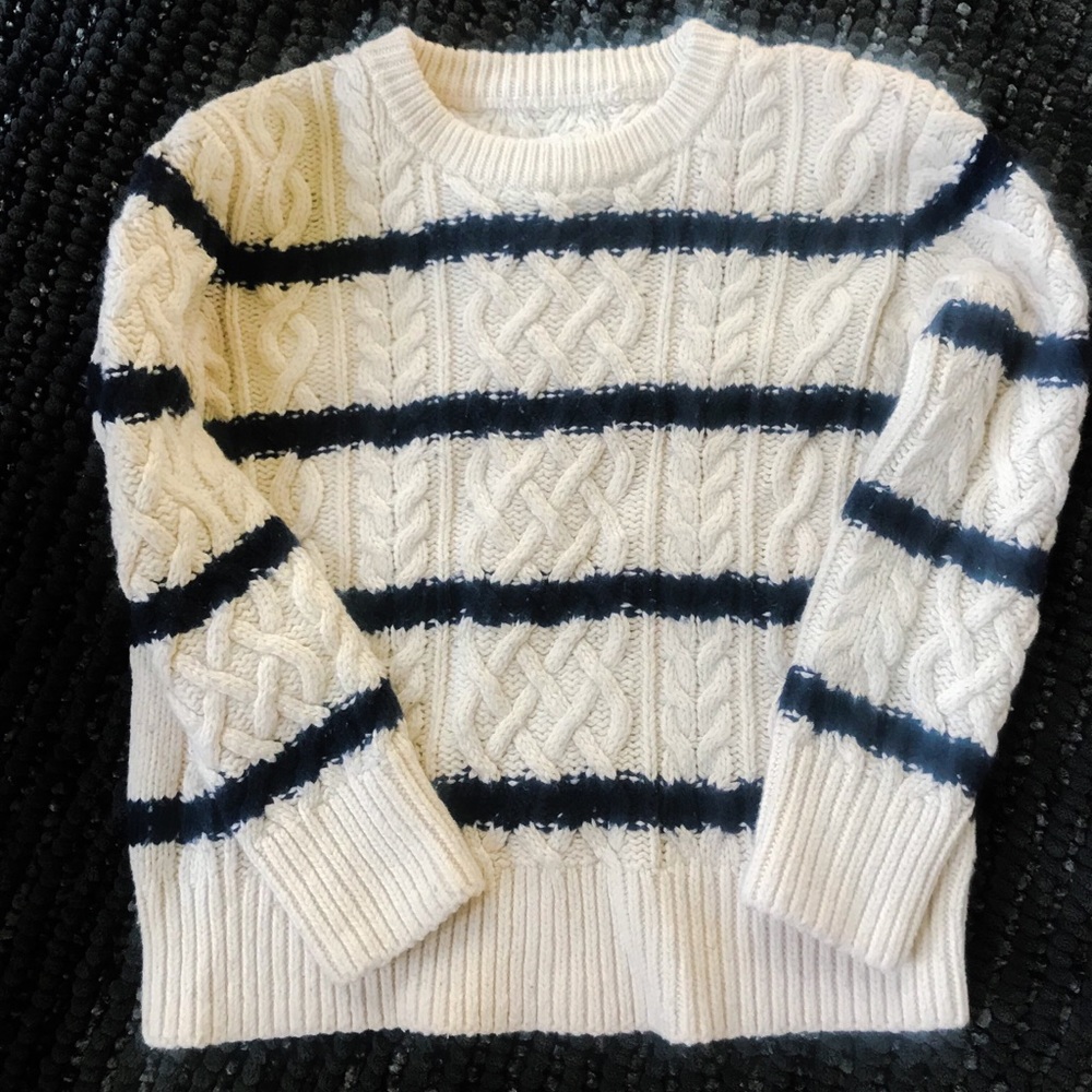 Boys Gap Sweater size 4-5